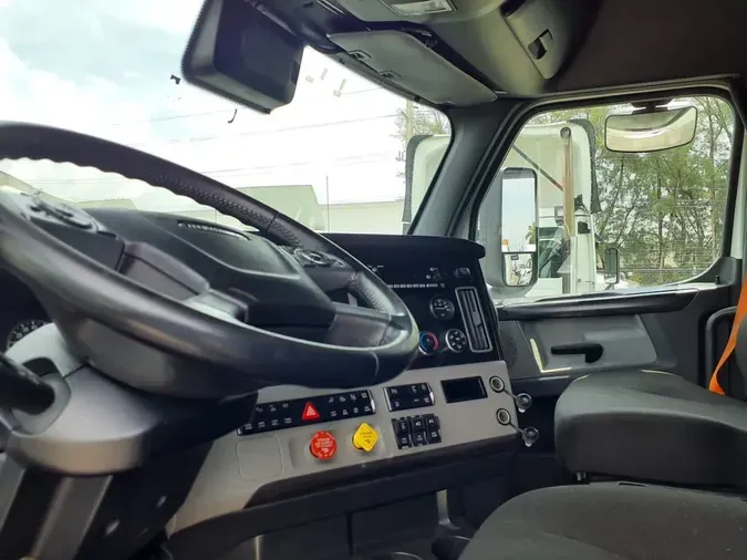 2023 FREIGHTLINER/MERCEDES NEW CASCADIA PX126647956dd5b8da06d68ef3bf6994757c99a