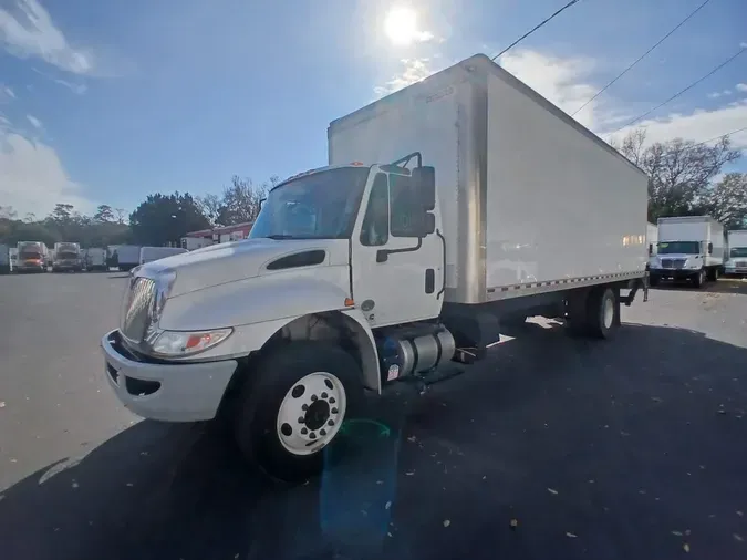 2019 NAVISTAR INTERNATIONAL 4300