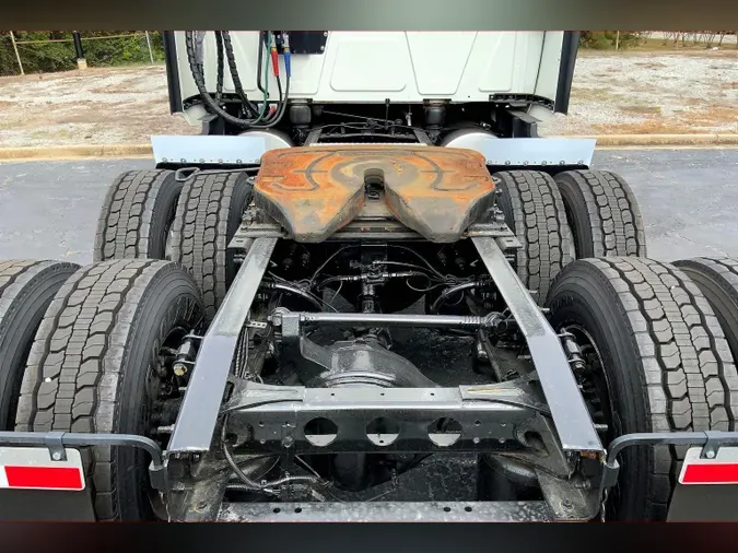 2022 INT LT625 6x4
