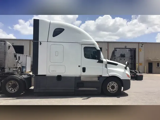 2023 Freightliner Cascadia 126795fd91195070a081696d7f0b15ed269