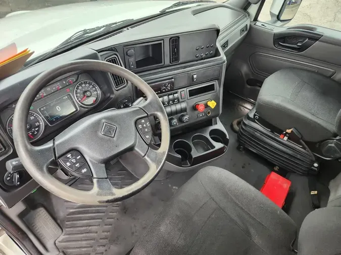 2020 NAVISTAR INTERNATIONAL LT625 DAYCAB T/A