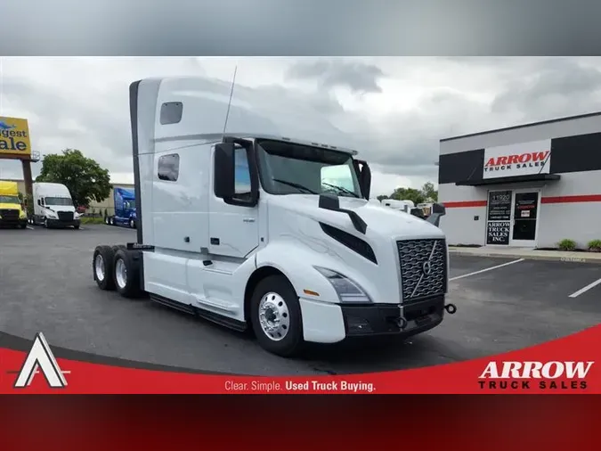 2022 VOLVO VNL760