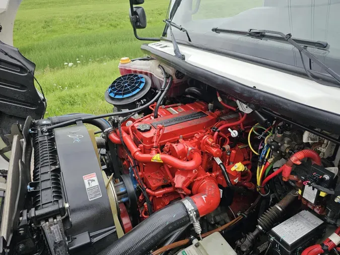 2020 Freightliner Business Class M2 106
