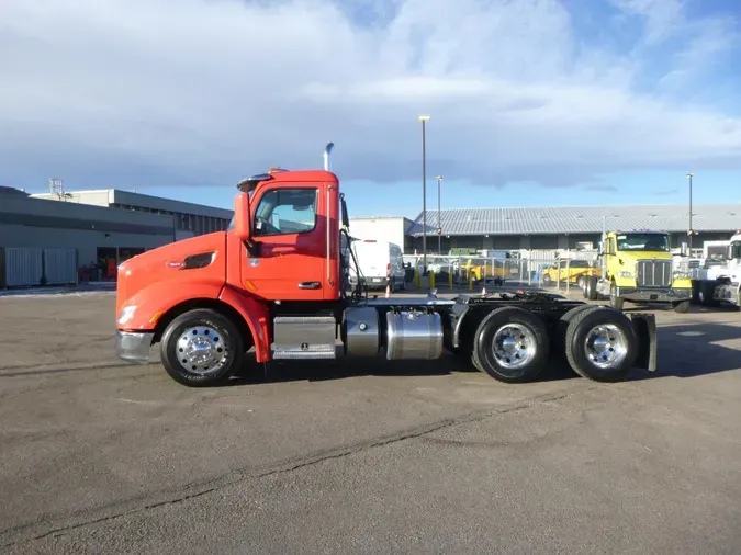 2017 Peterbilt 579