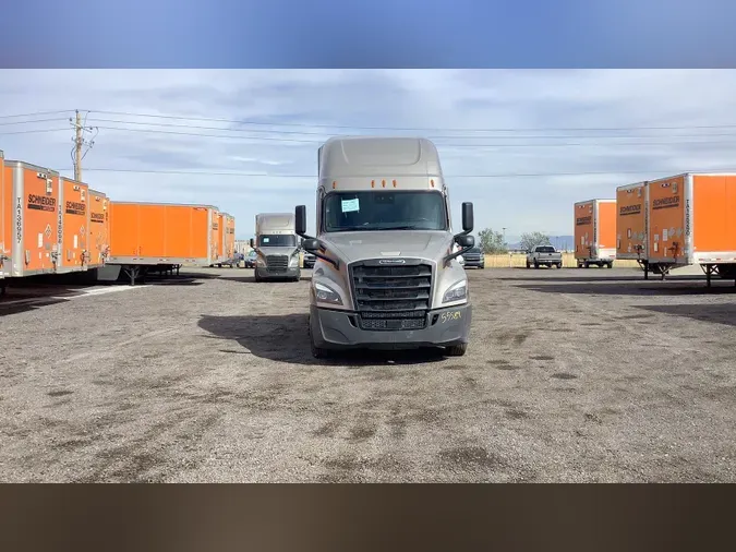 2023 Freightliner Cascadia