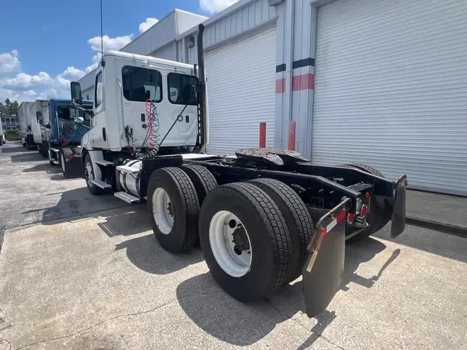 2020 FREIGHTLINER NEW CASCADIA PX12664