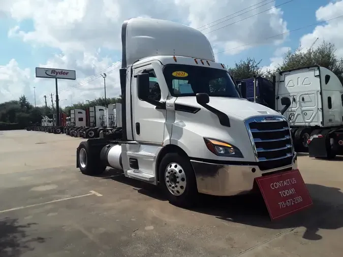 2021 FREIGHTLINER CASCADIA PX11642ST
