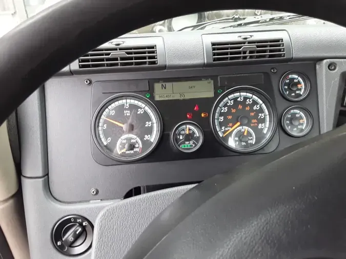 2018 FREIGHTLINER/MERCEDES CASCADIA 11379724e73a4c41c7624043c849e652dfa