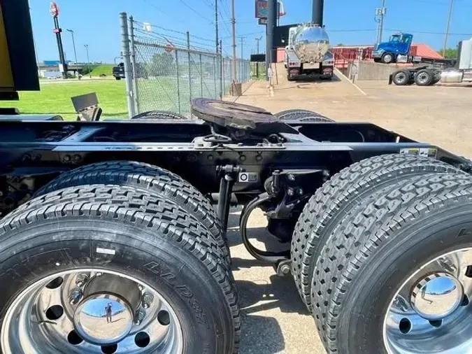 2021 Peterbilt 57979765f4694563a373695cdb91a29f315