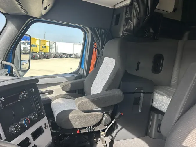 2021 Freightliner Cascadia