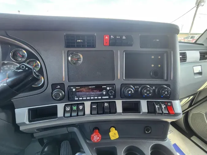 2022 Kenworth T680
