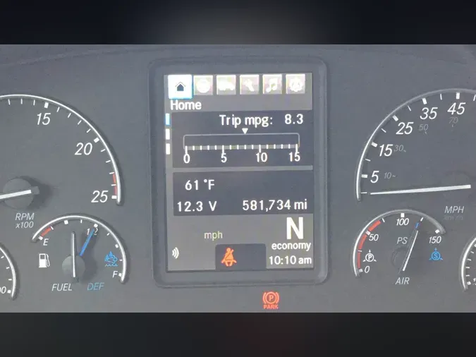 2023 Freightliner Cascadia 126