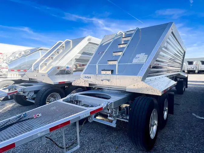 2025 TRAVIS WAVE79810e739a8182dc14fffbc3e76f3f84