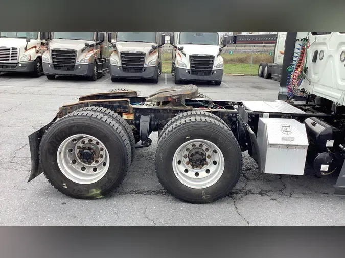 2020 Freightliner Cascadia 12679828331de8fc6ac7aafbb8bc24f3847