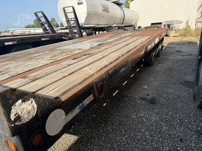 2009 INTERSTATE TRAILERS 20DTA