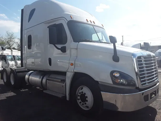 2020 FREIGHTLINER/MERCEDES CASCADIA 125