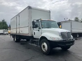 2018 INTERNATIONAL 4300