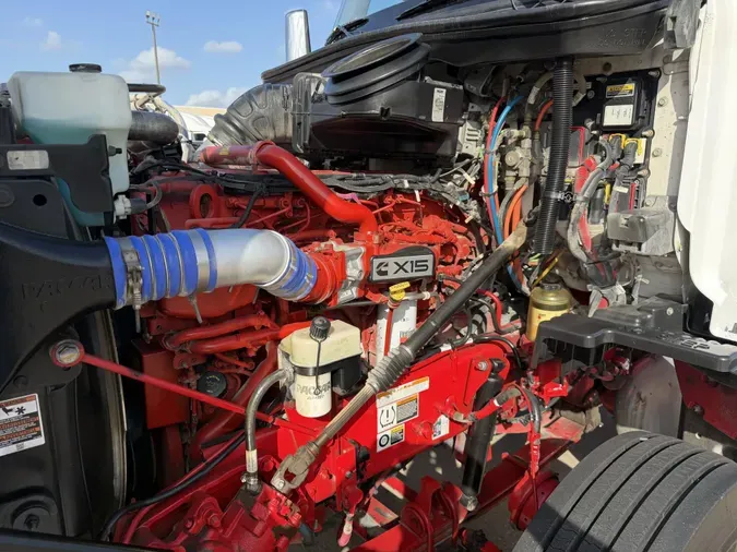2024 Peterbilt 5677987fd0a9a7b3b4cf1f46998e0c8778c