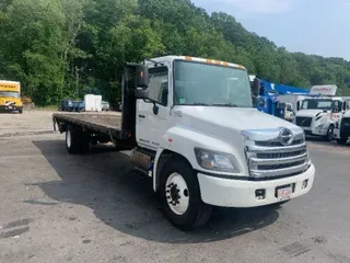 2017 HINO TRUCK 268