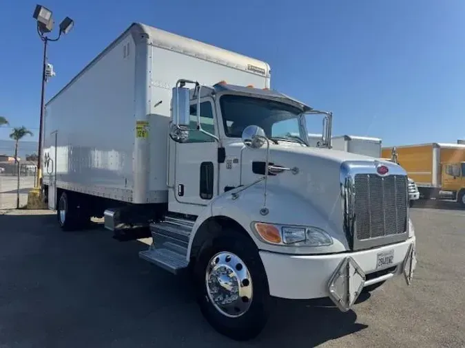 2020 Peterbilt 337