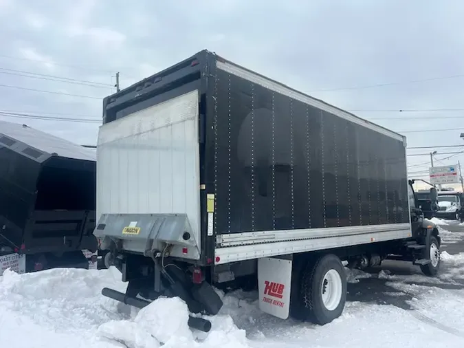 2002 MICKEY TRUCK BODIES 20 FT