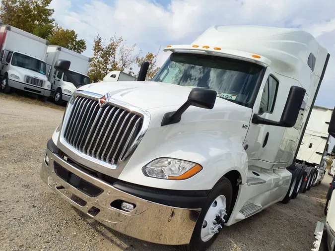 2019 NAVISTAR INTERNATIONAL LT625 SLPR CAB798d9df29e971057c7e257f27f7e034a