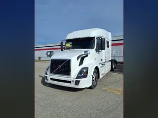 2018 VOLVO VNL64T-730