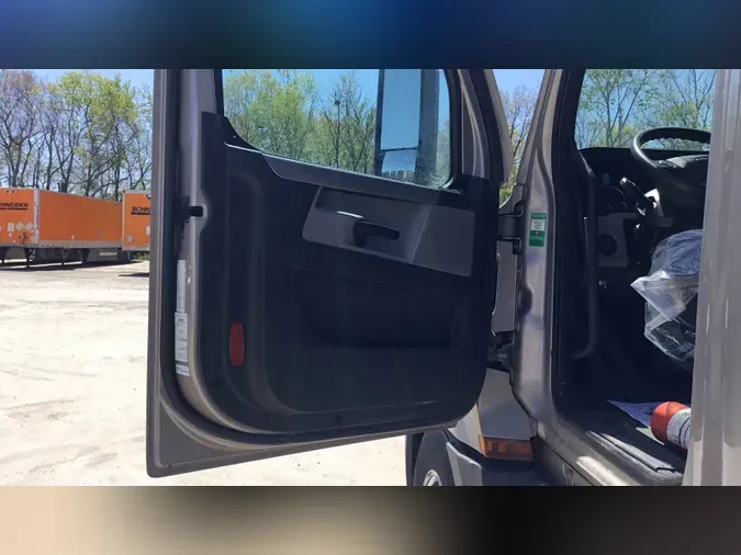 2021 Freightliner Cascadia