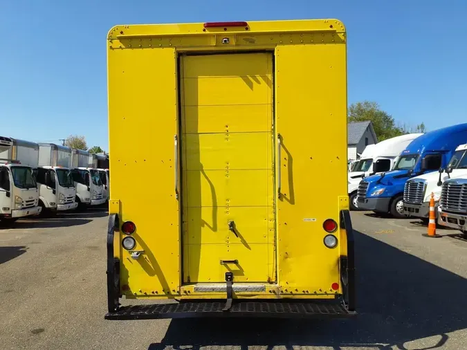 2017 FRTLR CUSTOM CHASSIS CORP MT-55 WALK-IN
