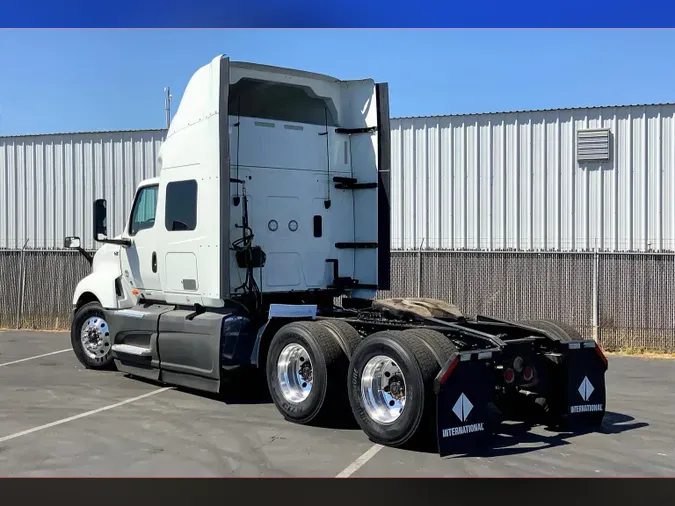 2022 INT LT625 6x4