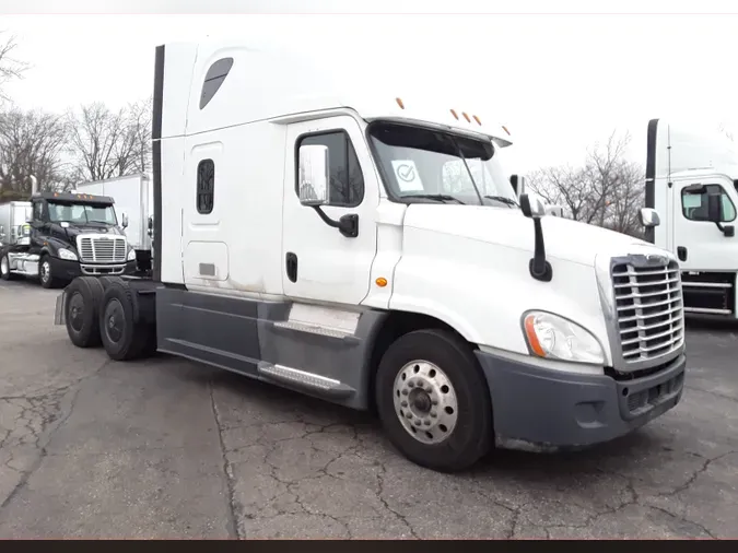 2019 FREIGHTLINER/MERCEDES CASCADIA 125