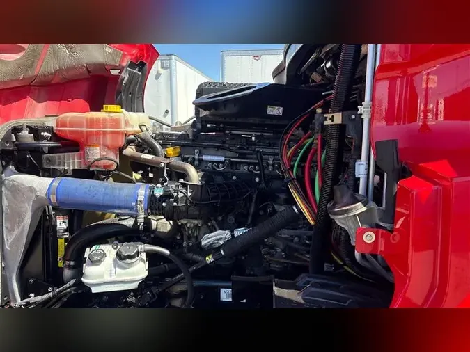 2022 FREIGHTLINER CA126