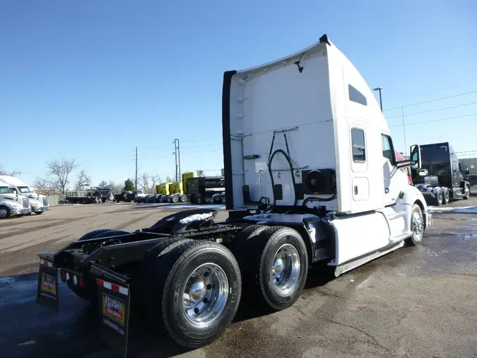 2021 Kenworth T680