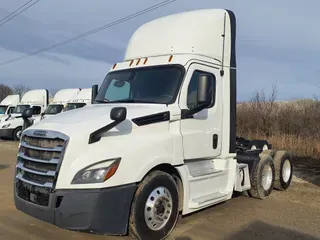 2018 FREIGHTLINER/MERCEDES NEW CASCADIA PX12664