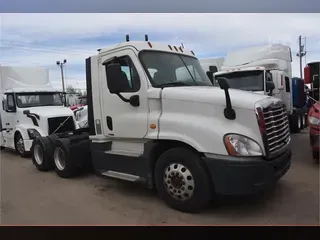 2017 FREIGHTLINER CASCADIA 125