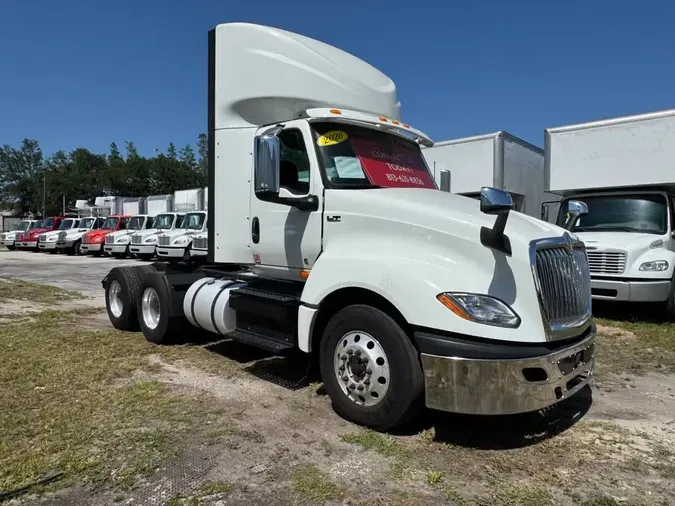 2020 NAVISTAR INTERNATIONAL LT625 DAYCAB T/A