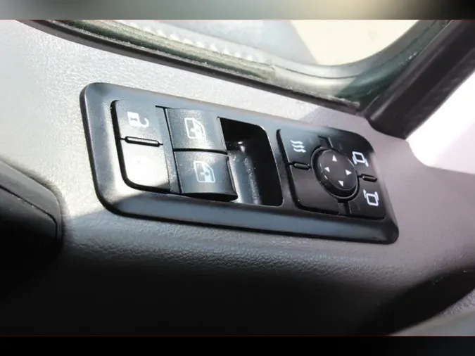 2020 International LT625