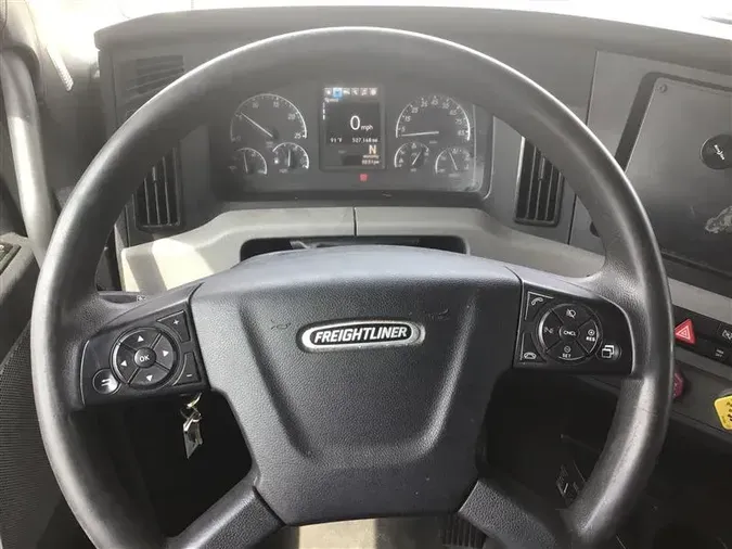 2020 FREIGHTLINER CA126