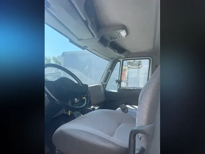 2018 NAVISTAR INTERNATIONAL 4300