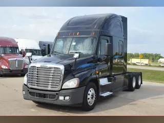 2014 FREIGHTLINER CASCADIA EVOLUTION