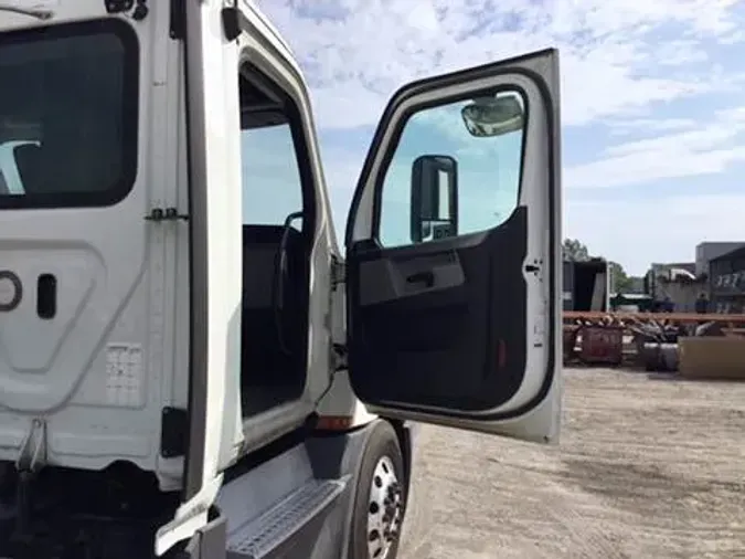 2019 Freightliner Cascadia