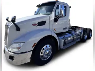 2020 Peterbilt 579