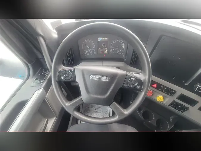 2019 FREIGHTLINER CA126