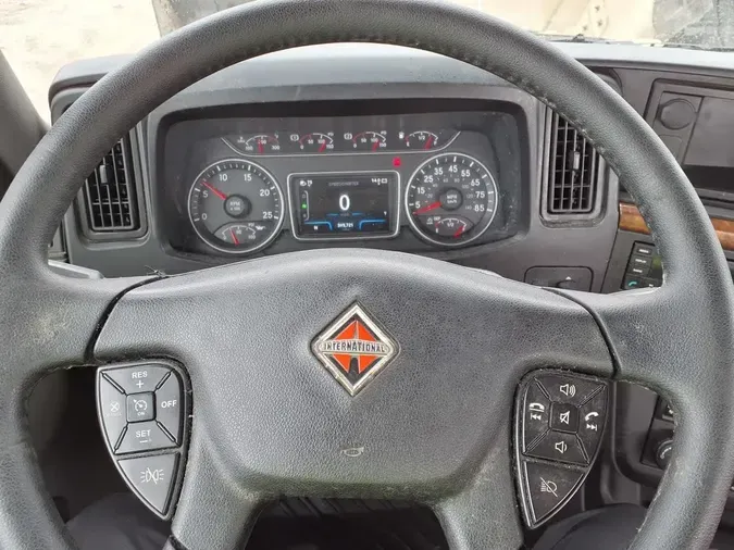 2020 NAVISTAR INTERNATIONAL LT625 DAYCAB T/A