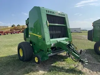 2019 John Deere 560R