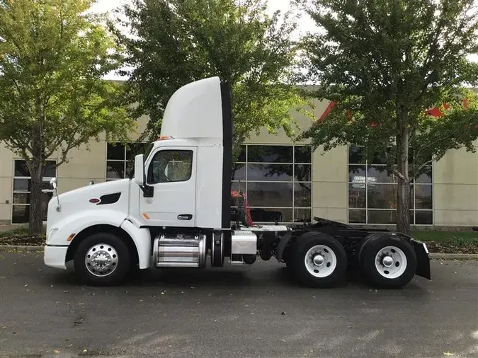 2020 PETERBILT 579