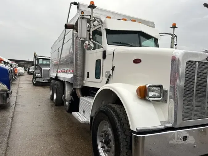 2009 PETERBILT 365