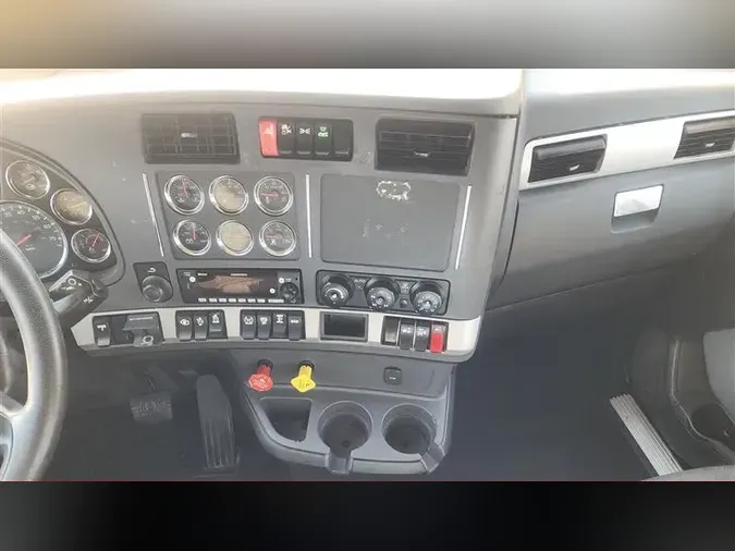2022 KENWORTH T680