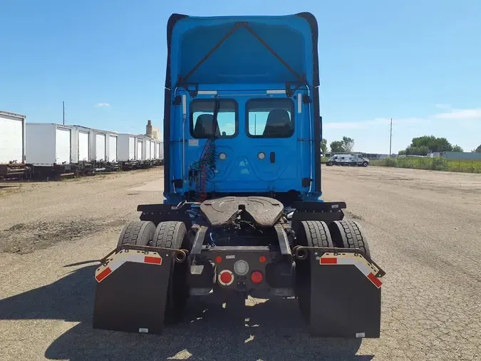 2020 FREIGHTLINER/MERCEDES NEW CASCADIA 12679c9fa8475c917369a00aea8b7a712c4