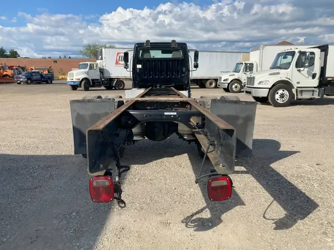 2015 FREIGHTLINER M2 106